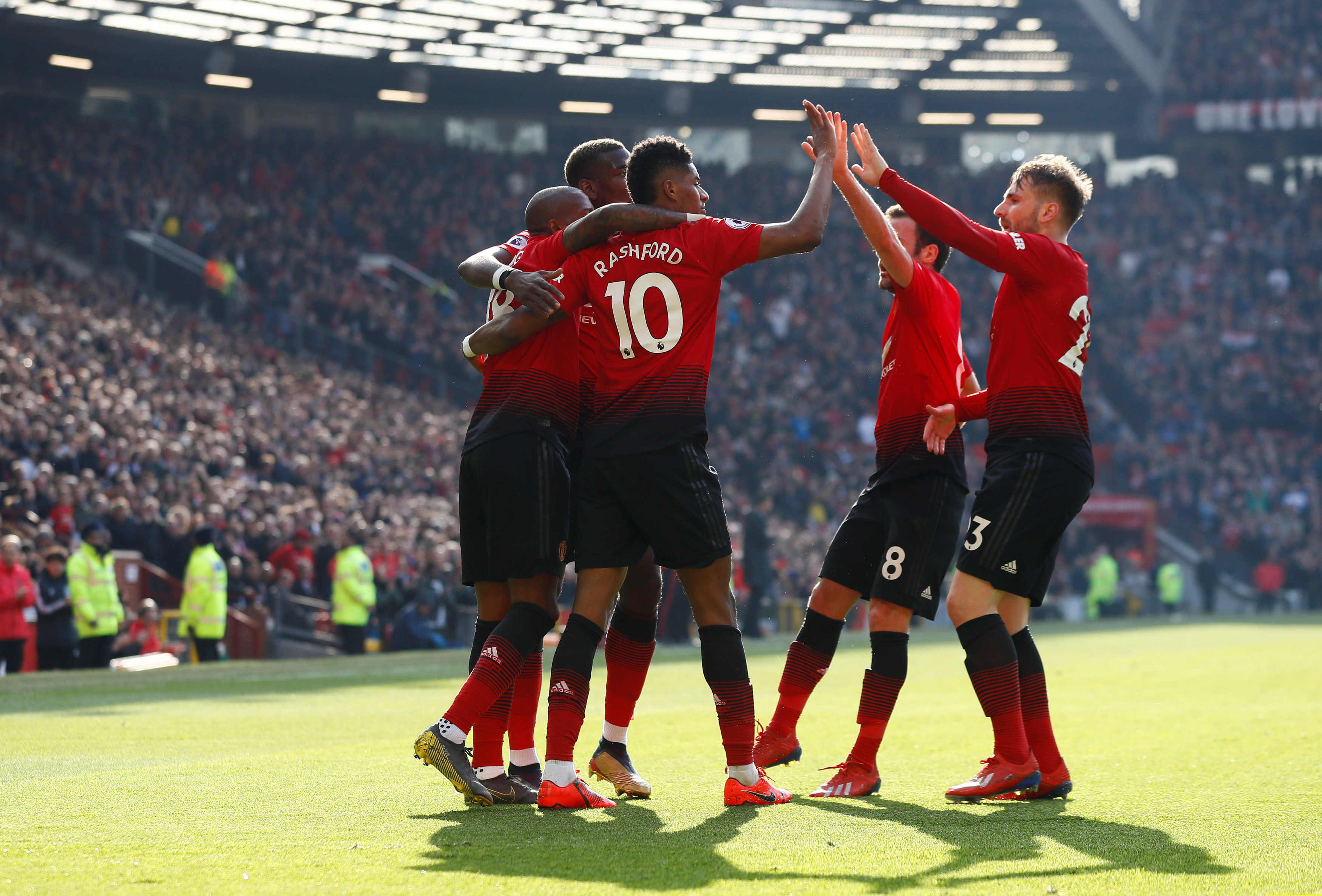 莱昂内尔 莱昂内尔